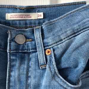NWOT Size 24 Mile High Skinny Levi’s Jeans